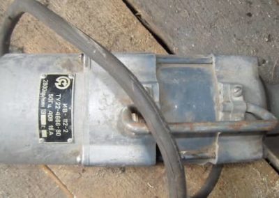 Глибинний вібратор ІВ-112.